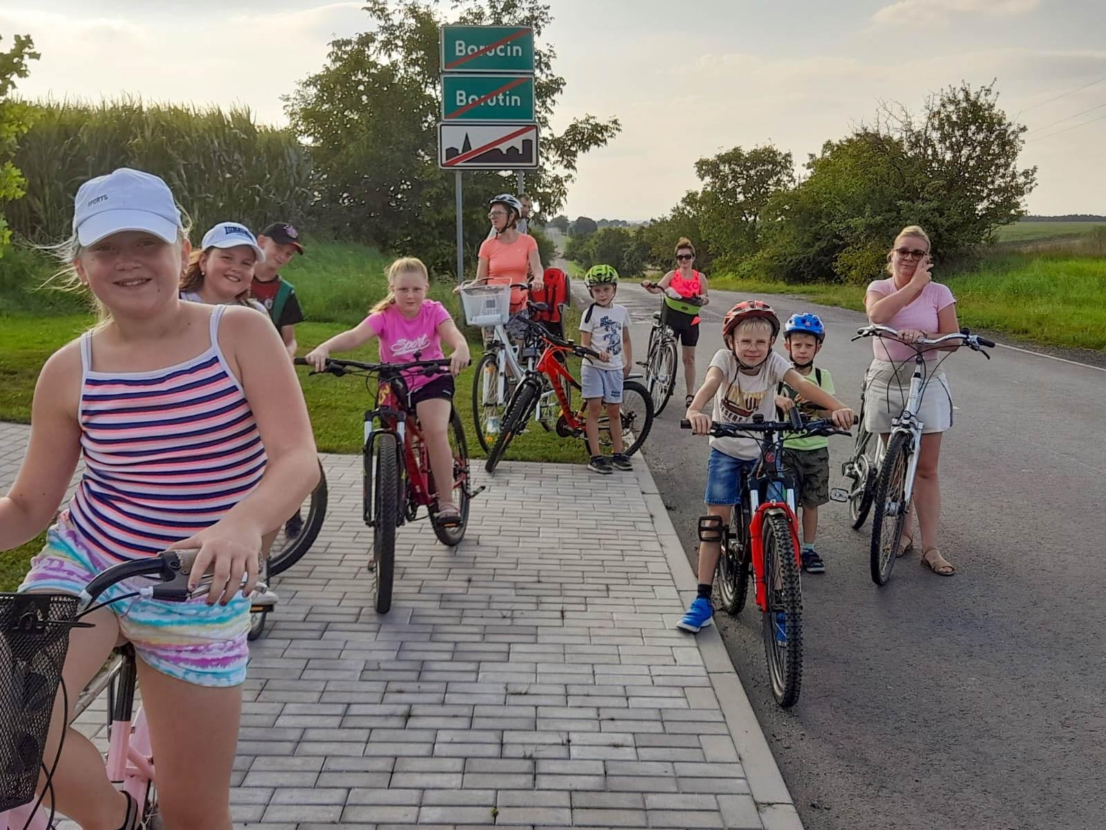 Zdjęcie w galerii na portalu naszraciborz.pl: DFK zaprosiło na wycieczkę w okolicach Bojanowa wiadomości z regionu