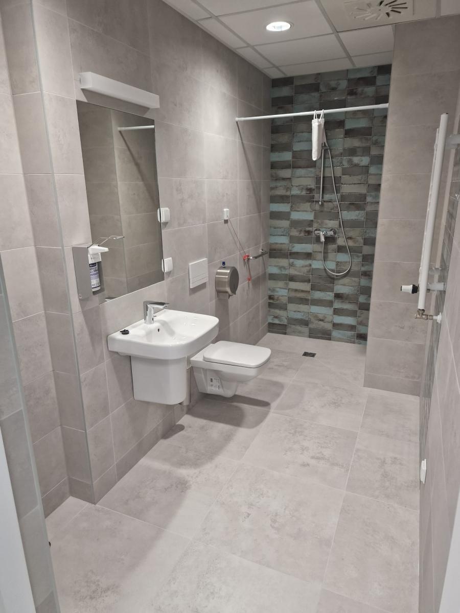 Zdjęcie w galerii na portalu naszraciborz.pl: Oddział obserwacyjno-zakaźny przechodzi gruntowną modernizację wiadomości z regionu