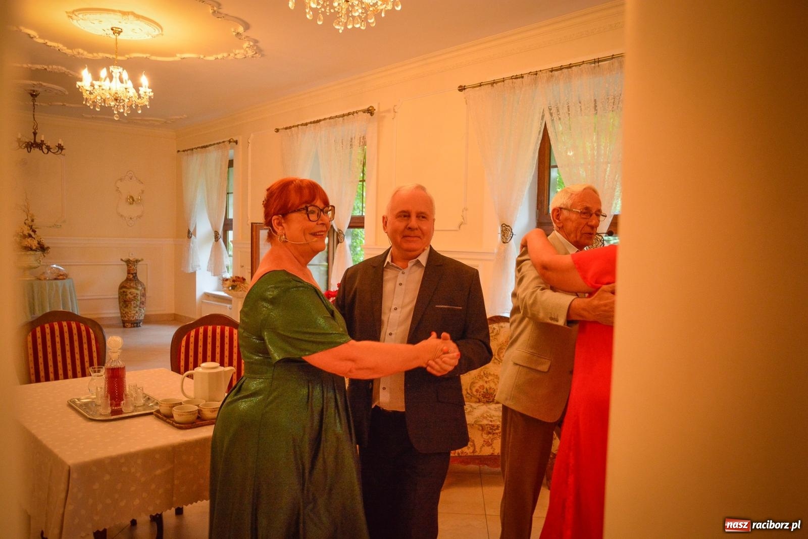 Zdjęcie w galerii na portalu naszraciborz.pl: Życiowe umilanki. Fortissimo w wojnowickim pałacu [FOTO i WIDEO] wiadomości z regionu