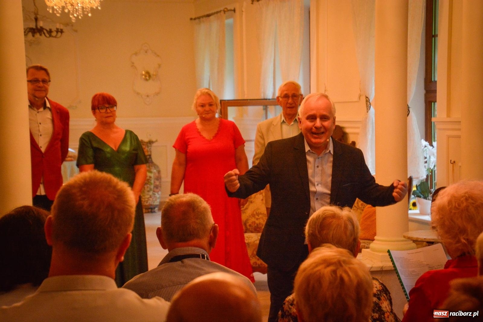 Zdjęcie w galerii na portalu naszraciborz.pl: Życiowe umilanki. Fortissimo w wojnowickim pałacu [FOTO i WIDEO] wiadomości z regionu