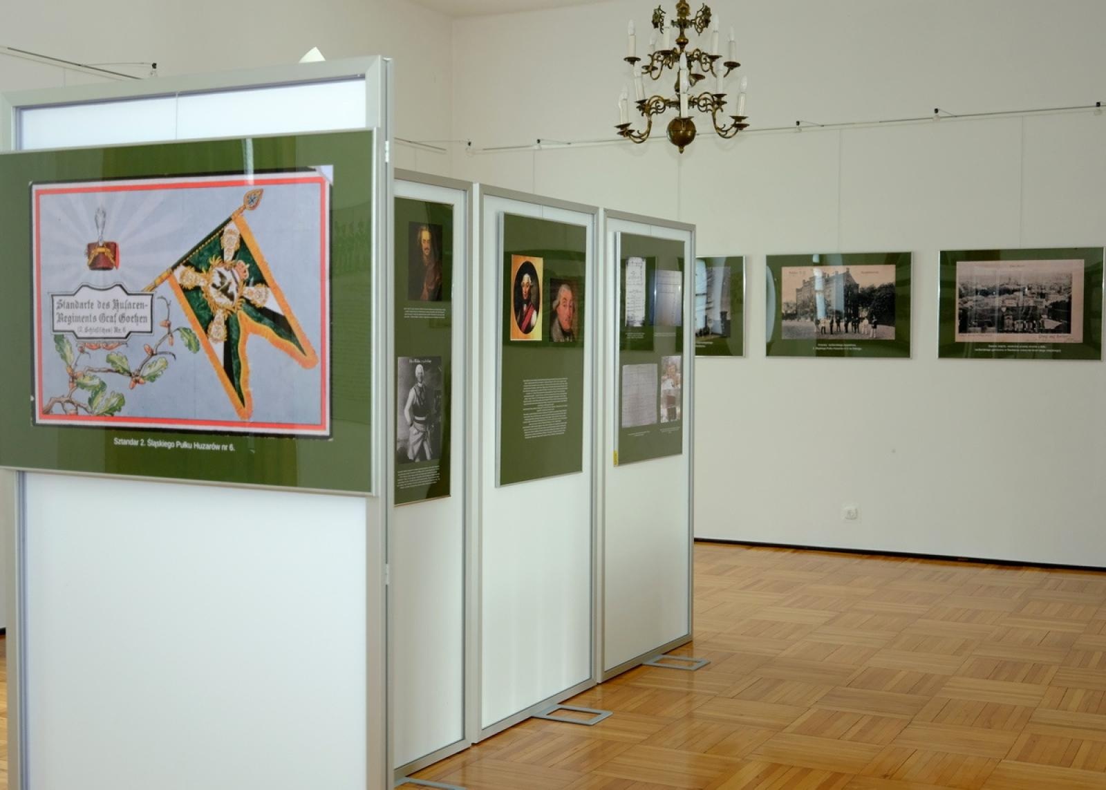 Zdjęcie w galerii na portalu naszraciborz.pl: Historia raciborskiej wojskowości na wystawie w Muzeum wiadomości z regionu