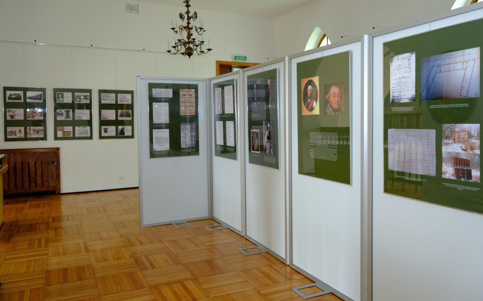 Zdjęcie w galerii na portalu naszraciborz.pl: Historia raciborskiej wojskowości na wystawie w Muzeum wiadomości z regionu