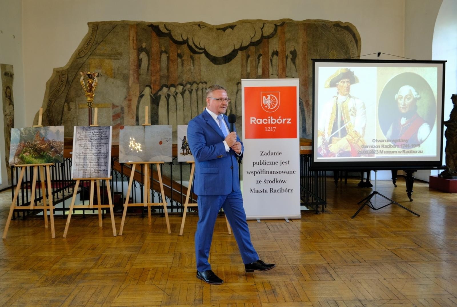 Zdjęcie w galerii na portalu naszraciborz.pl: Historia raciborskiej wojskowości na wystawie w Muzeum wiadomości z regionu