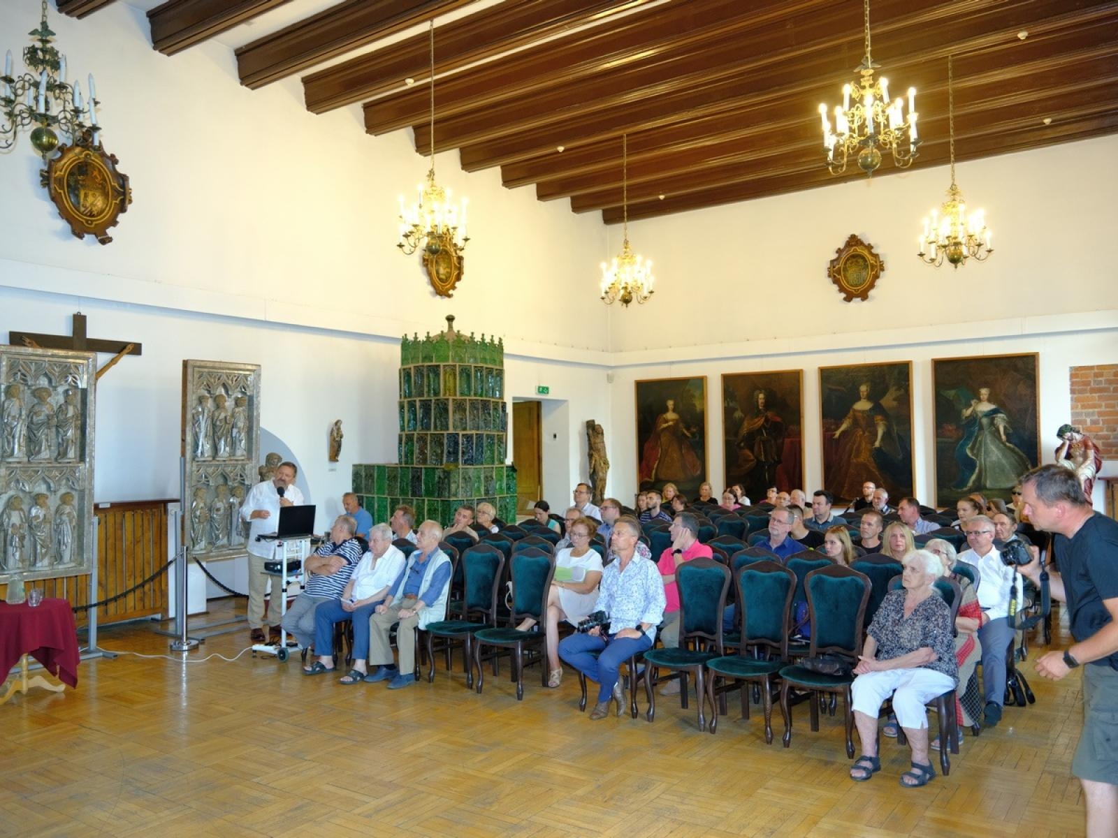 Zdjęcie w galerii na portalu naszraciborz.pl: Historia raciborskiej wojskowości na wystawie w Muzeum wiadomości z regionu