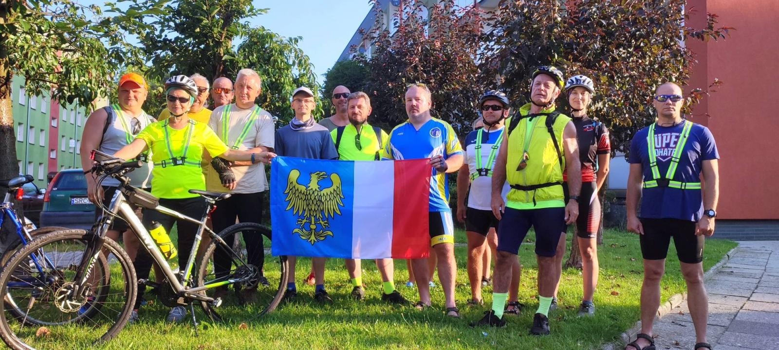 Zdjęcie w galerii na portalu naszraciborz.pl: W siedem godzin rowerem z Raciborza nad Jezioro Nyskie wiadomości z regionu