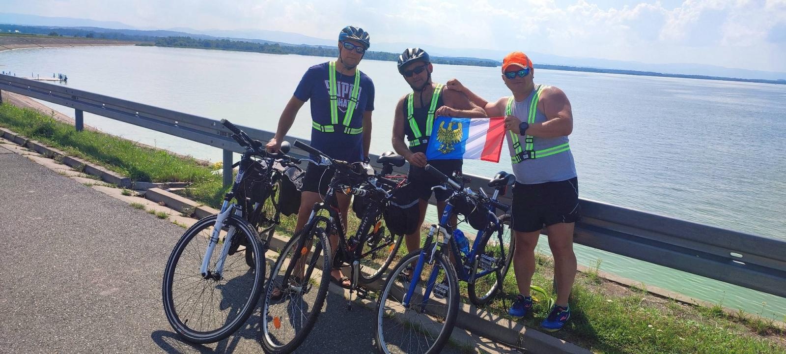 Zdjęcie w galerii na portalu naszraciborz.pl: W siedem godzin rowerem z Raciborza nad Jezioro Nyskie wiadomości z regionu