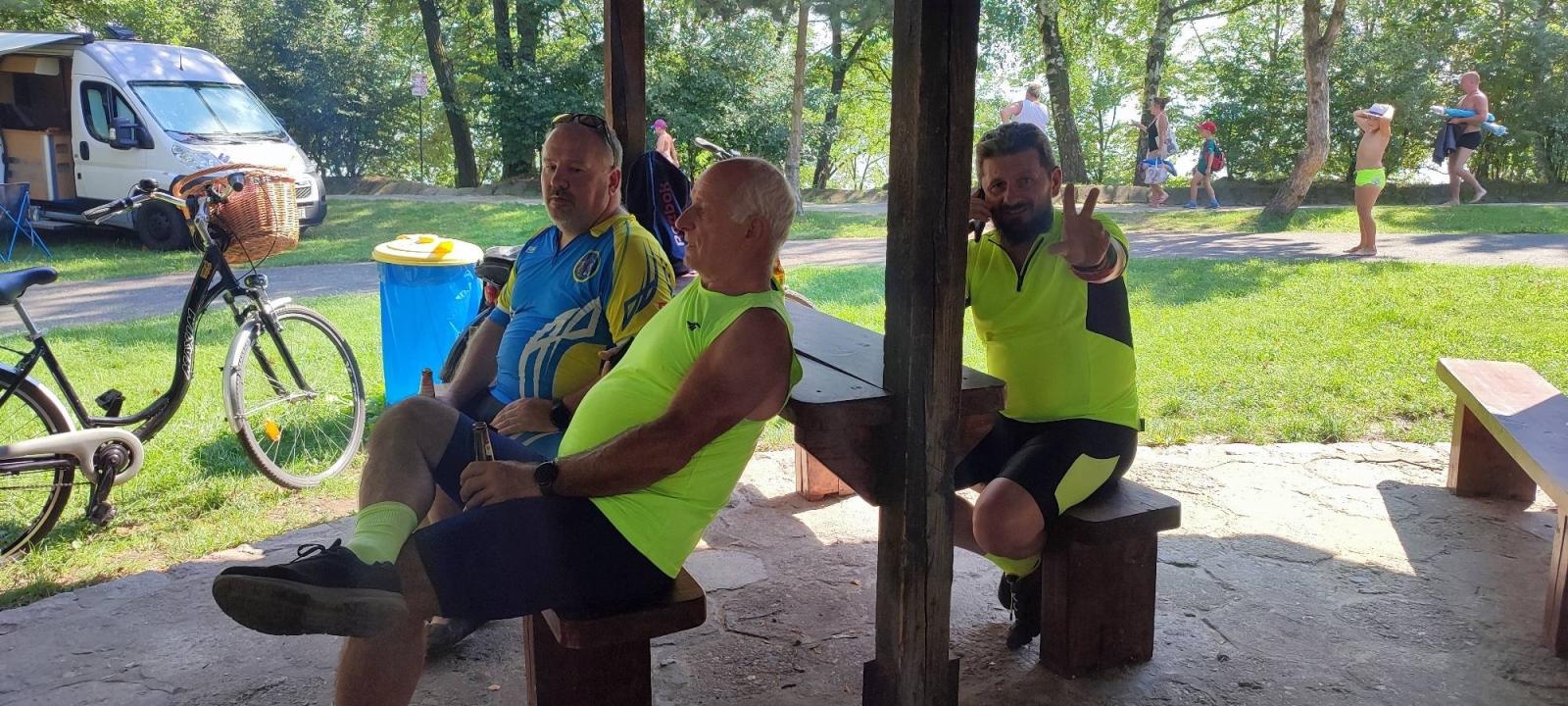 Zdjęcie w galerii na portalu naszraciborz.pl: W siedem godzin rowerem z Raciborza nad Jezioro Nyskie wiadomości z regionu