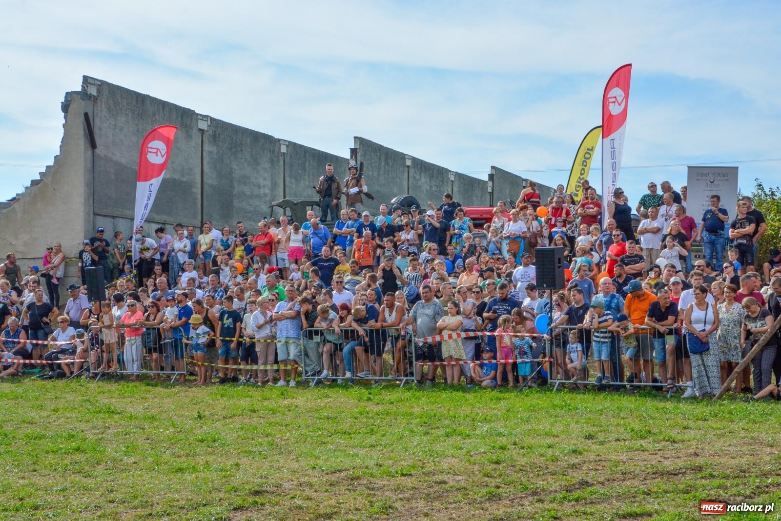 Zdjęcie w galerii na portalu naszraciborz.pl: Ciapek Racing 3. W Krowiarkach jak w Mad Maxie [FOTO i WIDEO] wiadomości z regionu