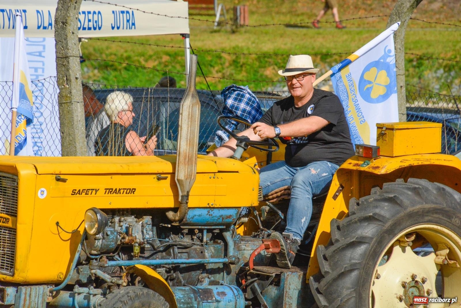 Zdjęcie w galerii na portalu naszraciborz.pl: Ciapek Racing 3. W Krowiarkach jak w Mad Maxie [FOTO i WIDEO] wiadomości z regionu