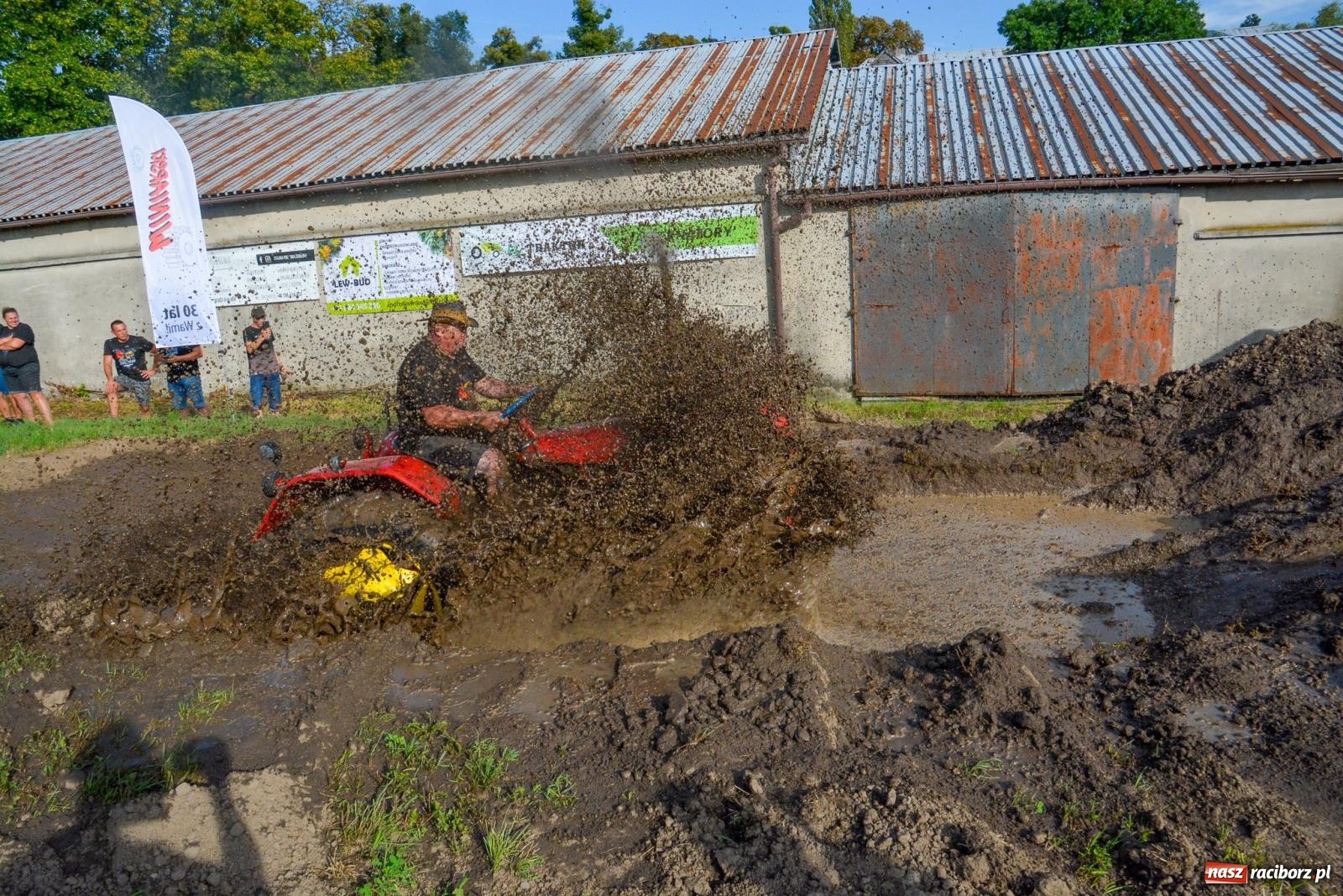 Zdjęcie w galerii na portalu naszraciborz.pl: Ciapek Racing 3. W Krowiarkach jak w Mad Maxie [FOTO i WIDEO] wiadomości z regionu