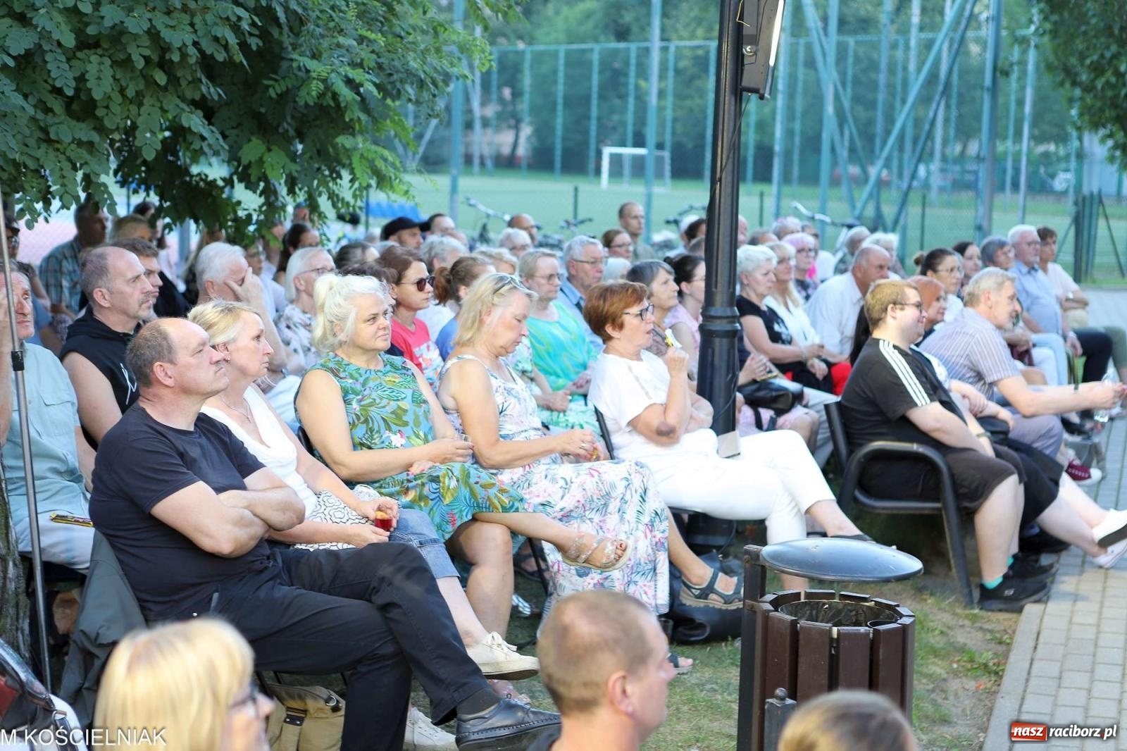 Zdjęcie w galerii na portalu naszraciborz.pl: Bóg mordu. Letni Teatr na Schodach przy Kasprowicza wiadomości z regionu