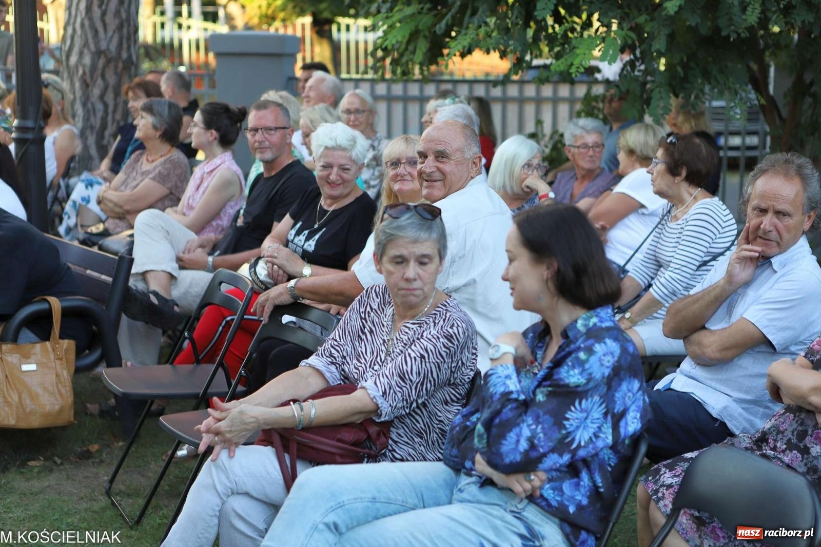 Zdjęcie w galerii na portalu naszraciborz.pl: Bóg mordu. Letni Teatr na Schodach przy Kasprowicza wiadomości z regionu