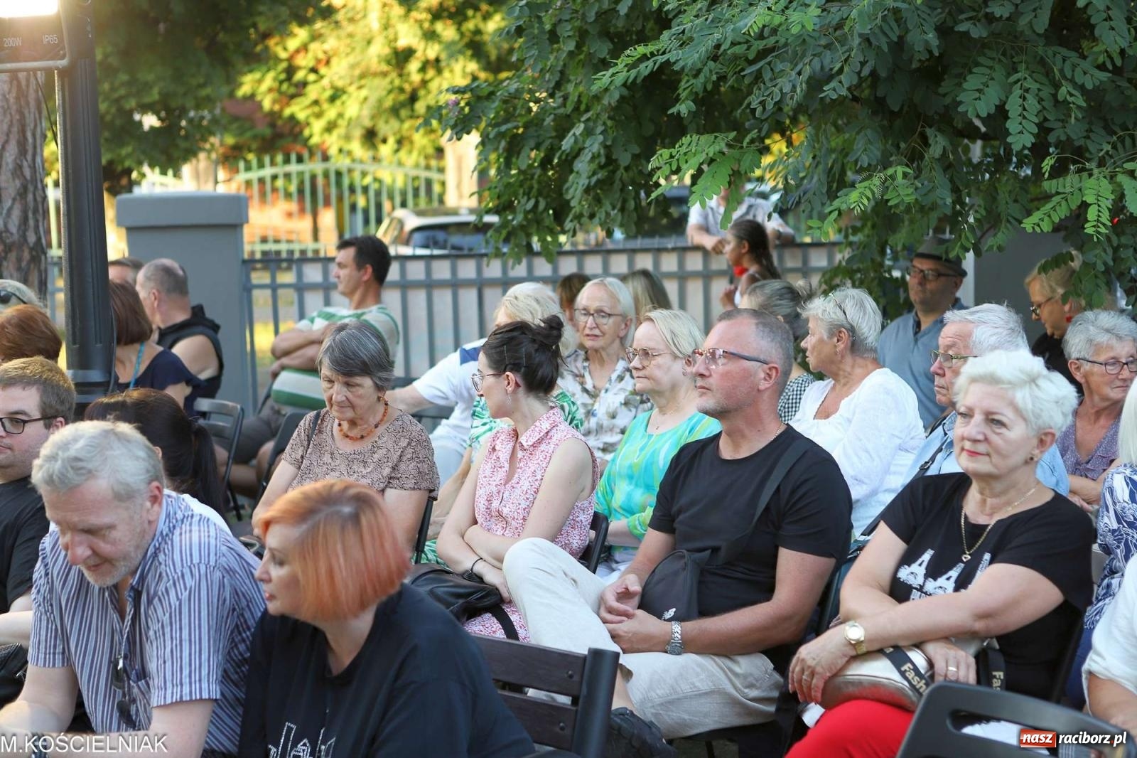 Zdjęcie w galerii na portalu naszraciborz.pl: Bóg mordu. Letni Teatr na Schodach przy Kasprowicza wiadomości z regionu