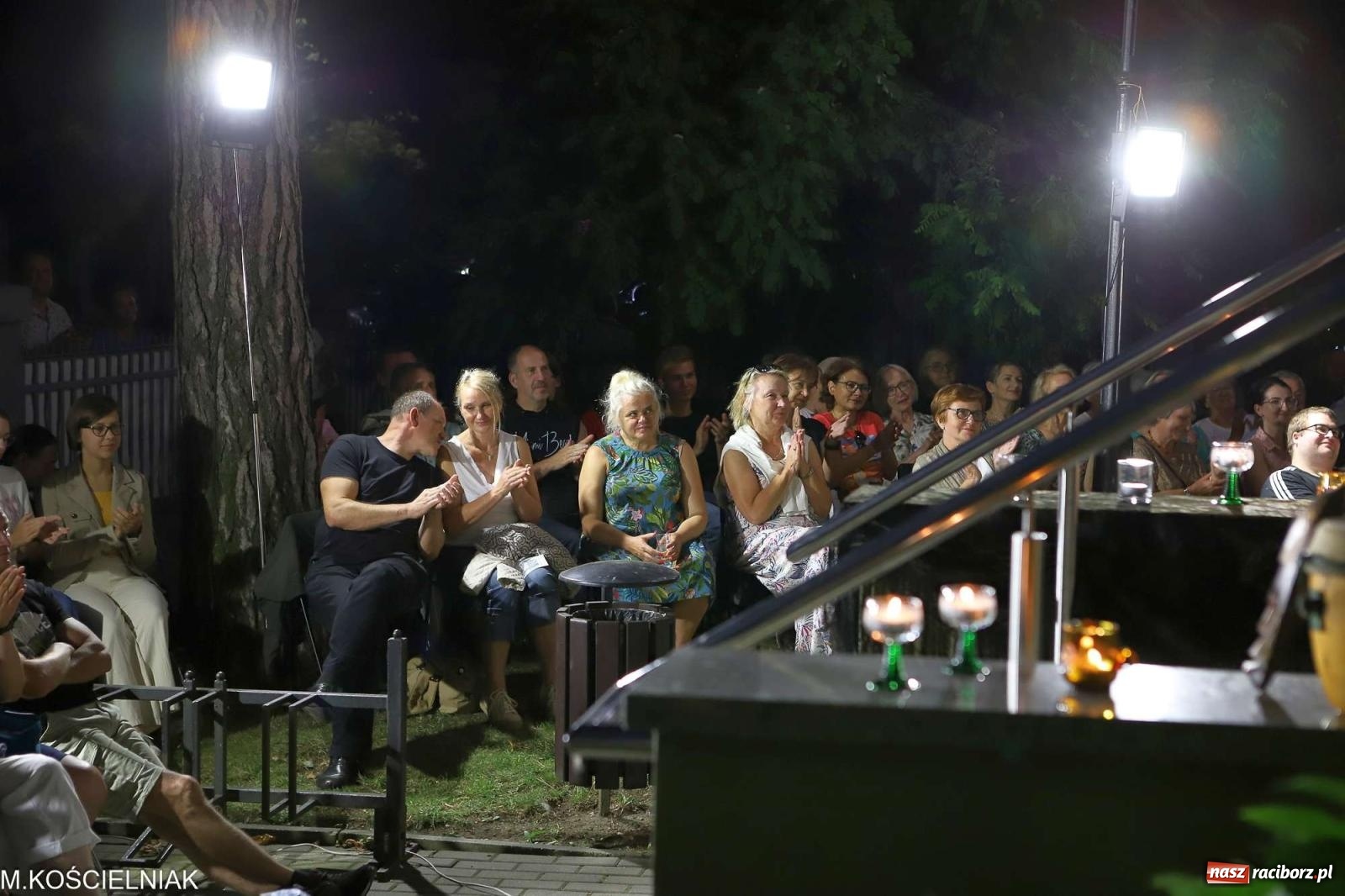 Zdjęcie w galerii na portalu naszraciborz.pl: Bóg mordu. Letni Teatr na Schodach przy Kasprowicza wiadomości z regionu