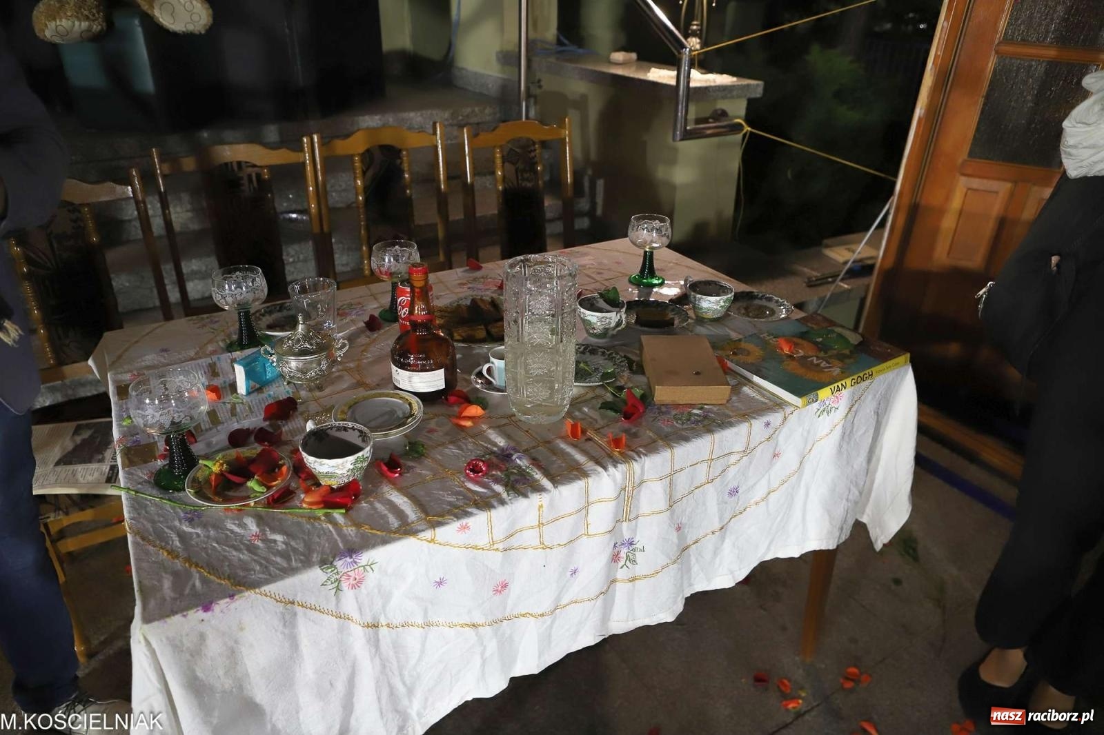 Zdjęcie w galerii na portalu naszraciborz.pl: Bóg mordu. Letni Teatr na Schodach przy Kasprowicza wiadomości z regionu