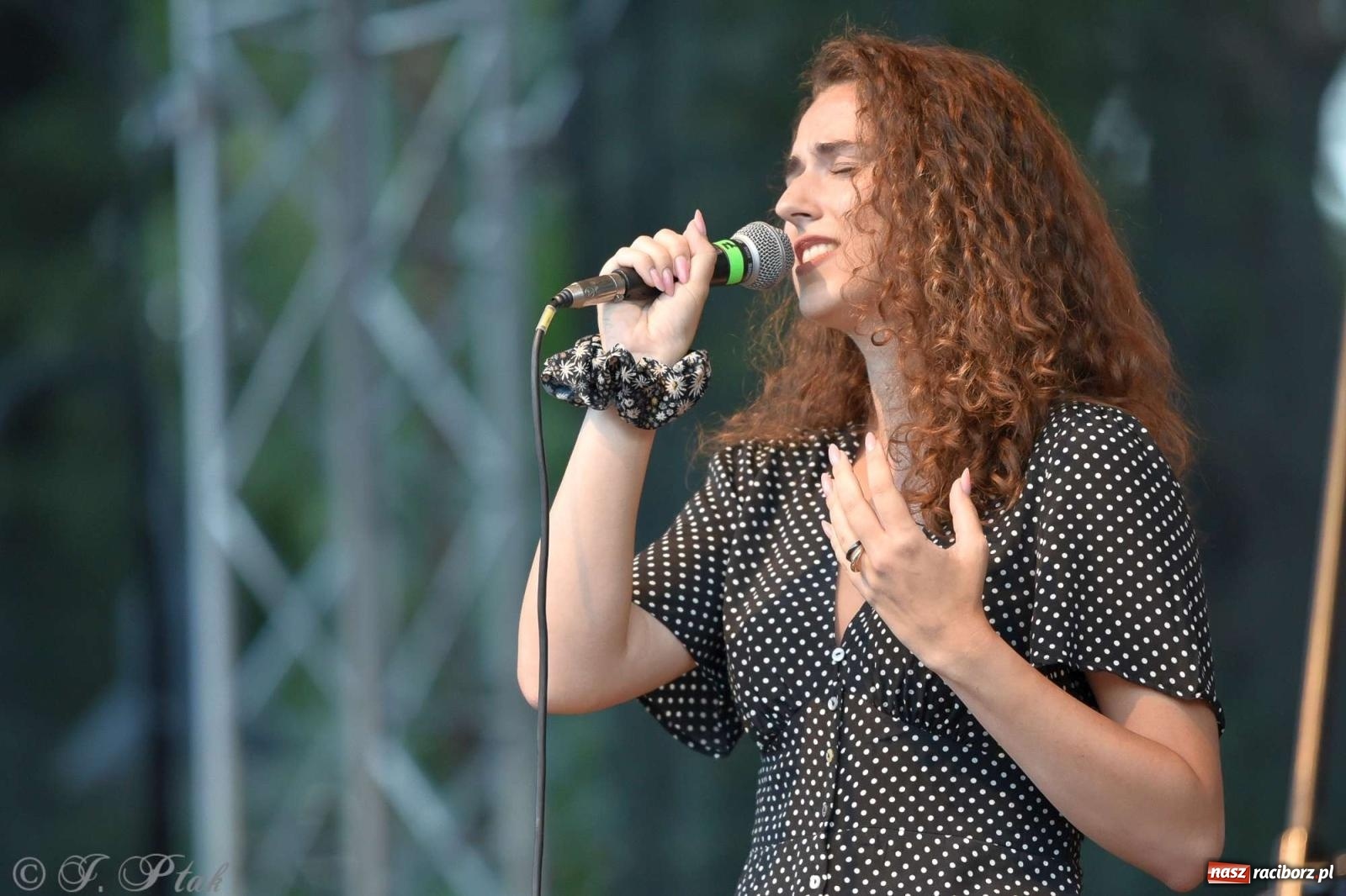 Zdjęcie w galerii na portalu naszraciborz.pl: Miraż wkroczył w 30-lecie działalności. Koncert na zamku [FOTO i WIDEO] wiadomości z regionu