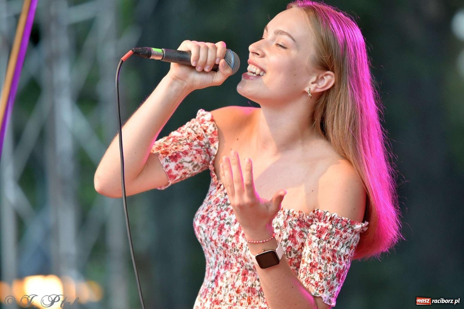 Zdjęcie w galerii na portalu naszraciborz.pl: Miraż wkroczył w 30-lecie działalności. Koncert na zamku [FOTO i WIDEO] wiadomości z regionu