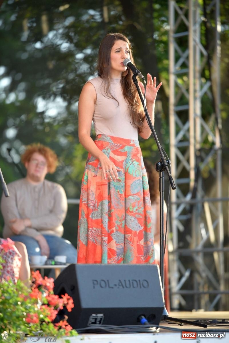 Zdjęcie w galerii na portalu naszraciborz.pl: Miraż wkroczył w 30-lecie działalności. Koncert na zamku [FOTO i WIDEO] wiadomości z regionu