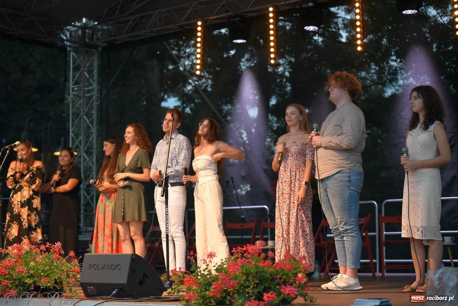 Zdjęcie w galerii na portalu naszraciborz.pl: Miraż wkroczył w 30-lecie działalności. Koncert na zamku [FOTO i WIDEO] wiadomości z regionu