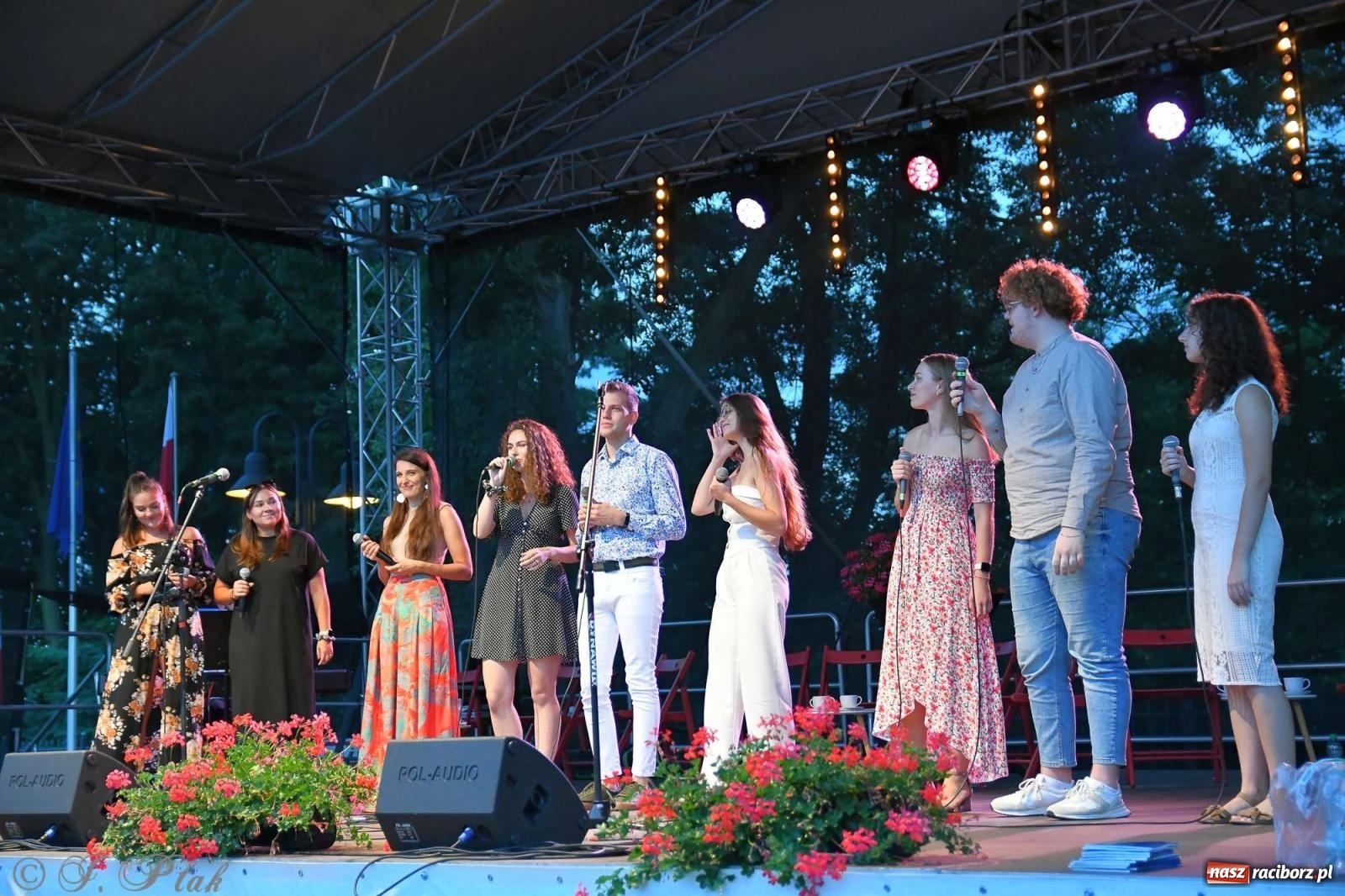 Zdjęcie w galerii na portalu naszraciborz.pl: Miraż wkroczył w 30-lecie działalności. Koncert na zamku [FOTO i WIDEO] wiadomości z regionu