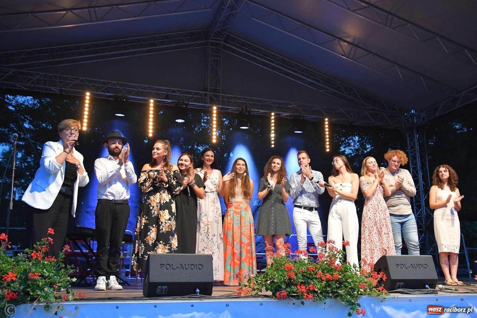 Zdjęcie w galerii na portalu naszraciborz.pl: Miraż wkroczył w 30-lecie działalności. Koncert na zamku [FOTO i WIDEO] wiadomości z regionu