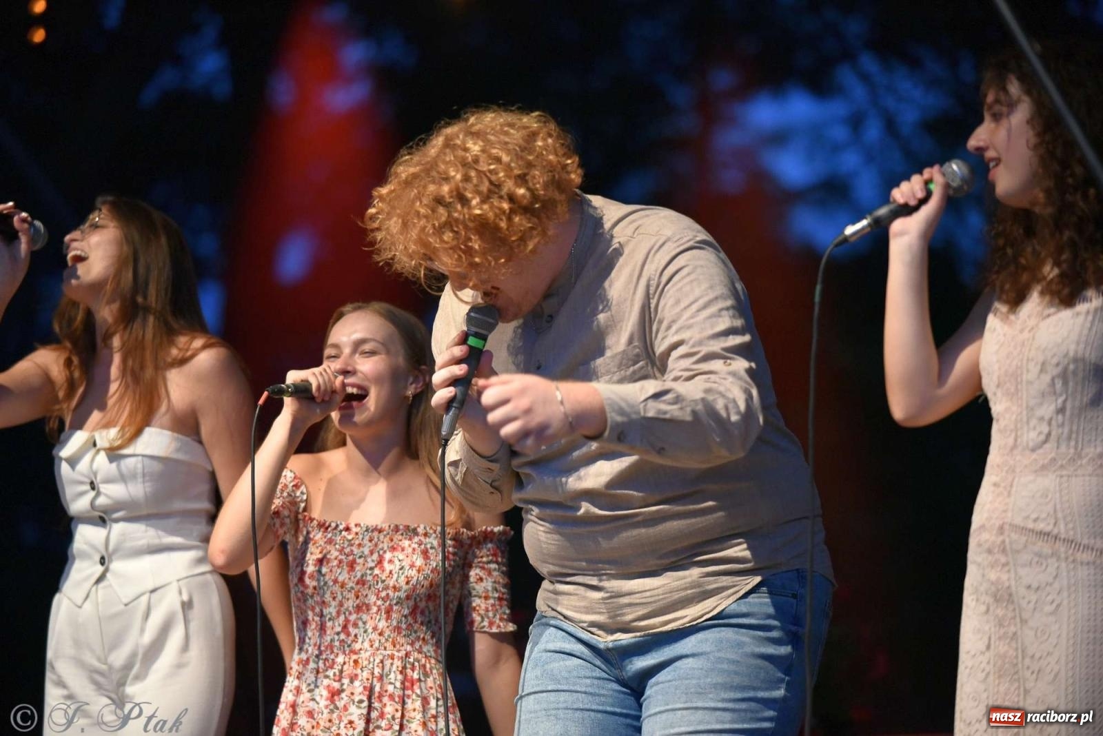 Zdjęcie w galerii na portalu naszraciborz.pl: Miraż wkroczył w 30-lecie działalności. Koncert na zamku [FOTO i WIDEO] wiadomości z regionu