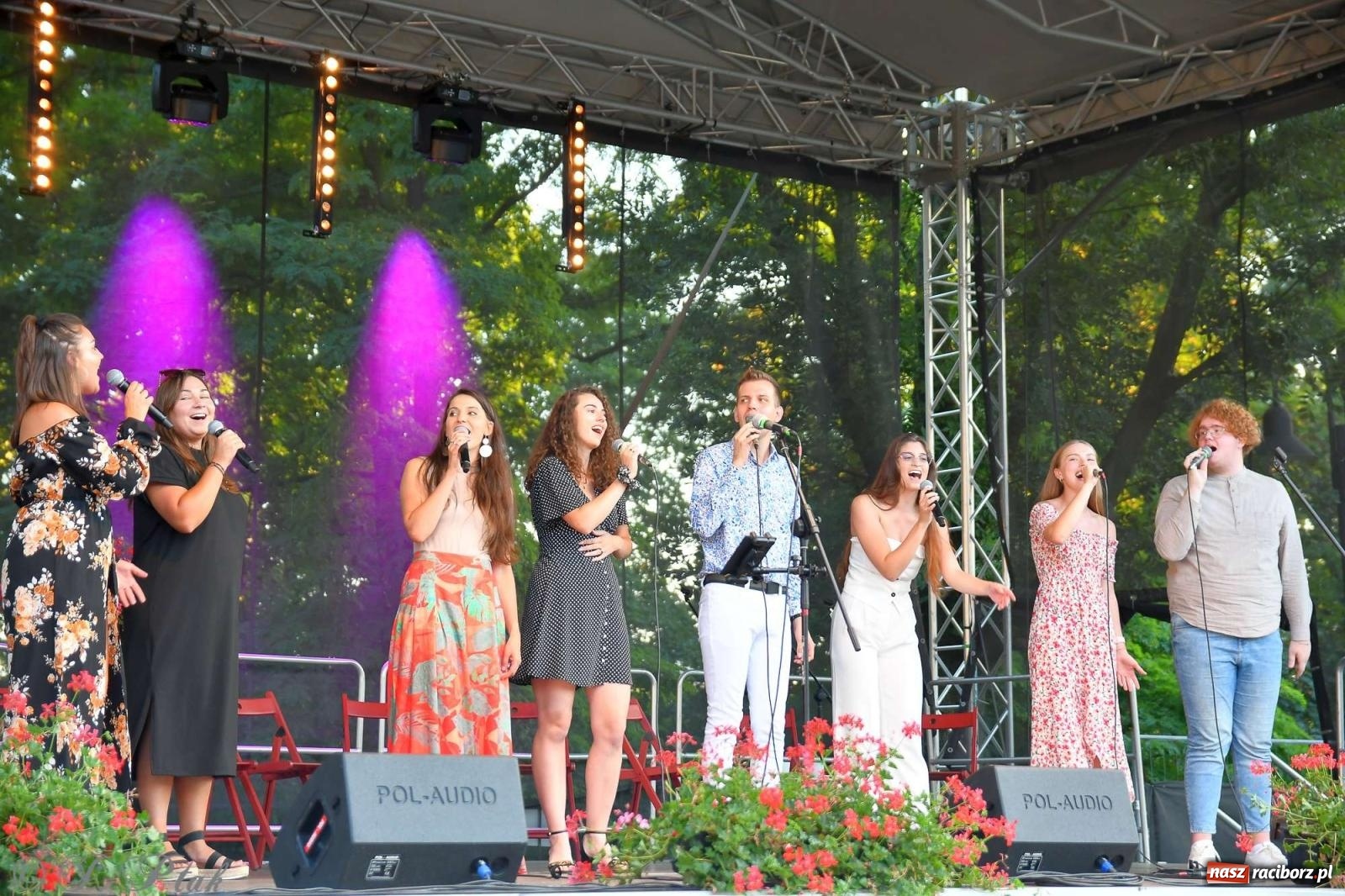 Zdjęcie w galerii na portalu naszraciborz.pl: Miraż wkroczył w 30-lecie działalności. Koncert na zamku [FOTO i WIDEO] wiadomości z regionu