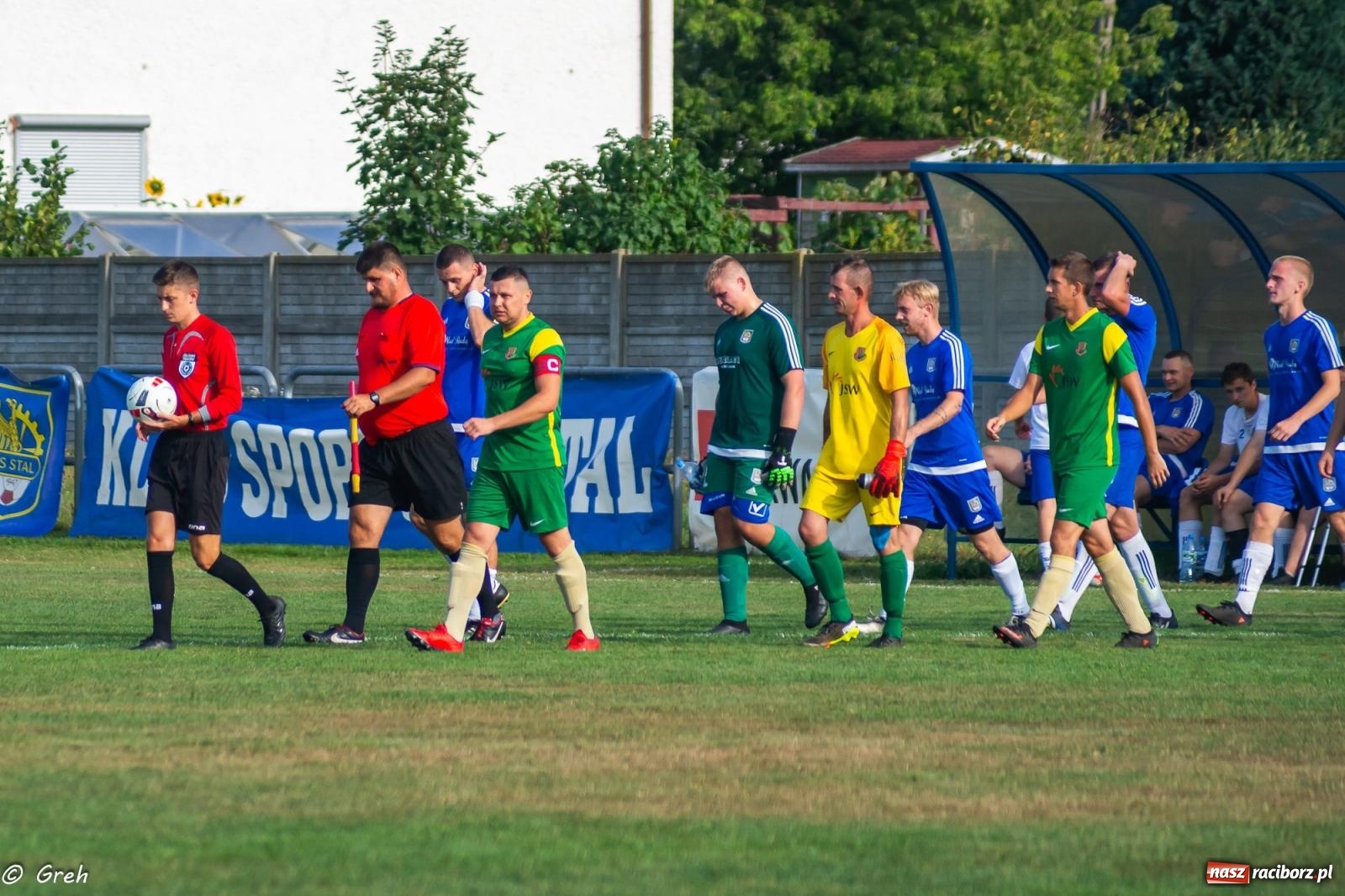 Zdjęcie w galerii na portalu naszraciborz.pl: B klasa. Pierwsze punkty beniaminka z Kuźni Raciborskiej [FOTO] wiadomości z regionu
