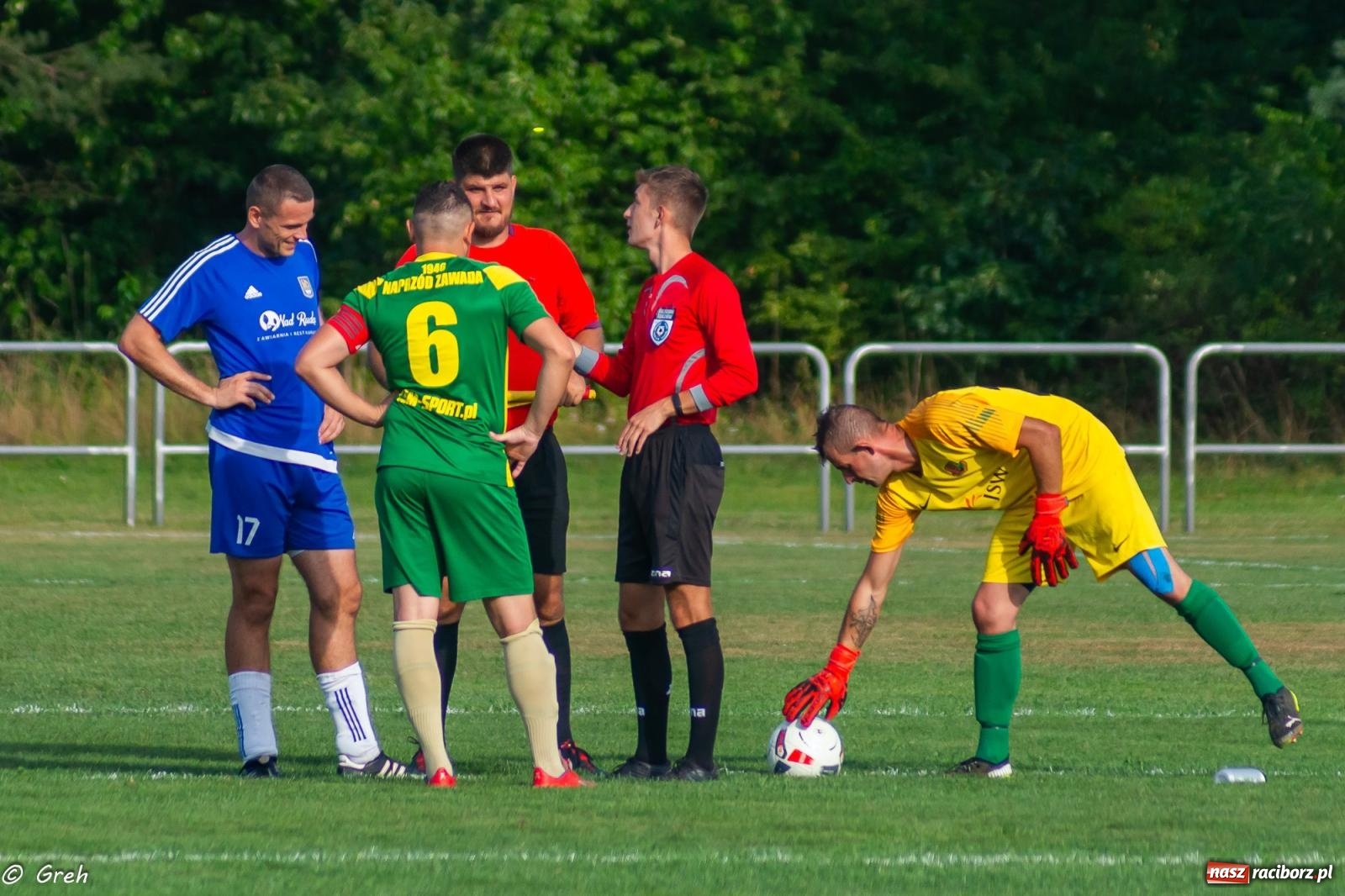 Zdjęcie w galerii na portalu naszraciborz.pl: B klasa. Pierwsze punkty beniaminka z Kuźni Raciborskiej [FOTO] wiadomości z regionu
