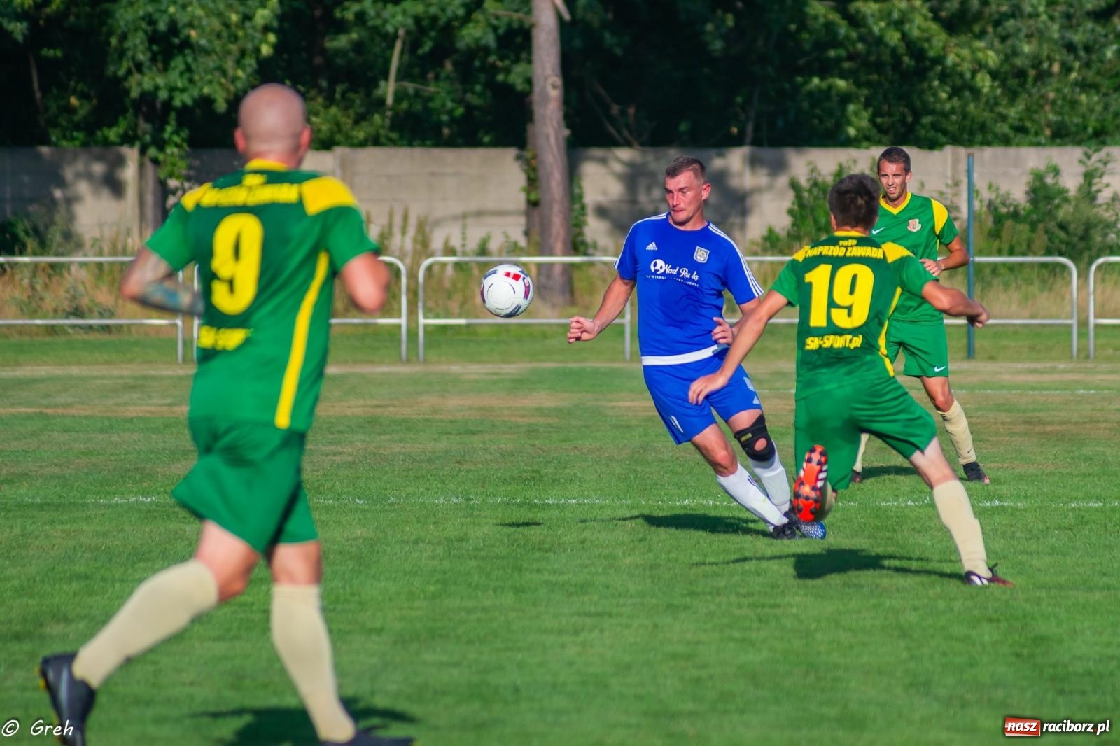 Zdjęcie w galerii na portalu naszraciborz.pl: B klasa. Pierwsze punkty beniaminka z Kuźni Raciborskiej [FOTO] wiadomości z regionu