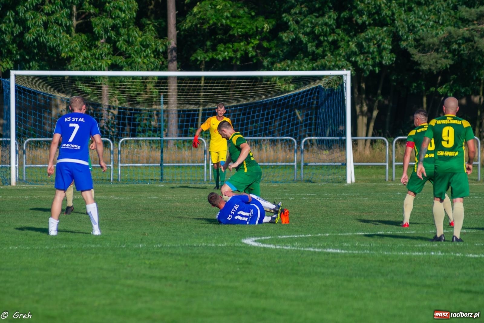 Zdjęcie w galerii na portalu naszraciborz.pl: B klasa. Pierwsze punkty beniaminka z Kuźni Raciborskiej [FOTO] wiadomości z regionu