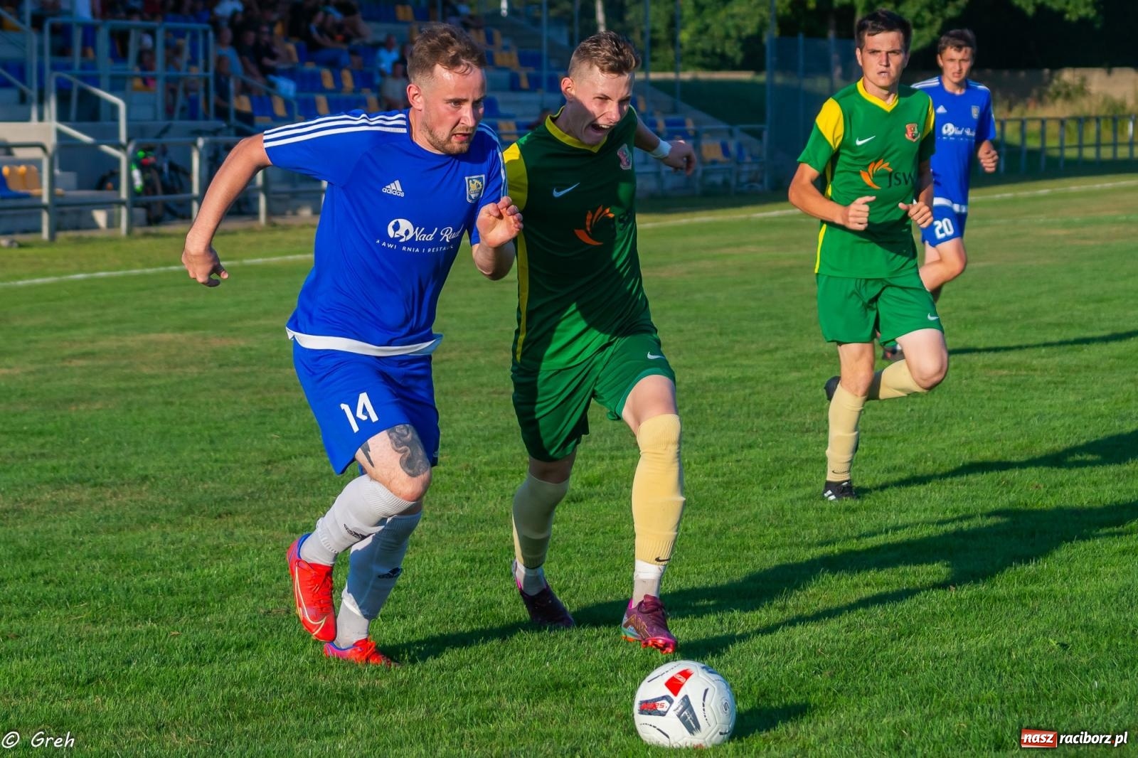 Zdjęcie w galerii na portalu naszraciborz.pl: B klasa. Pierwsze punkty beniaminka z Kuźni Raciborskiej [FOTO] wiadomości z regionu