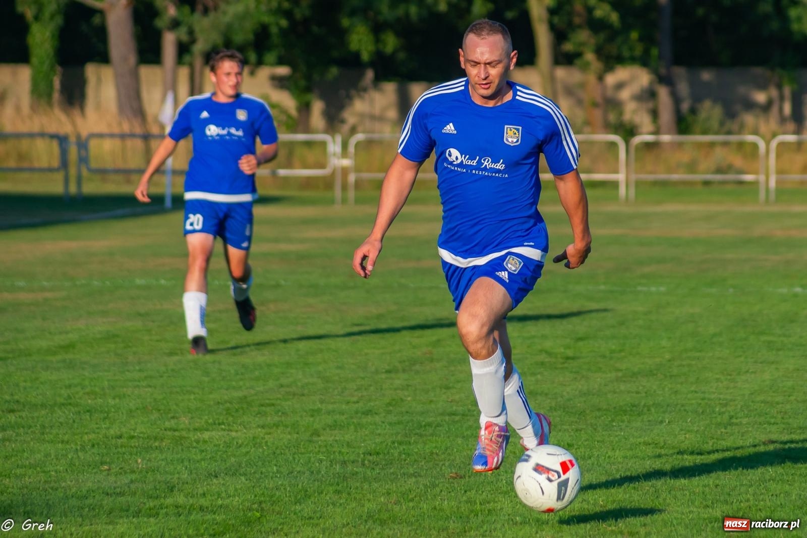 Zdjęcie w galerii na portalu naszraciborz.pl: B klasa. Pierwsze punkty beniaminka z Kuźni Raciborskiej [FOTO] wiadomości z regionu