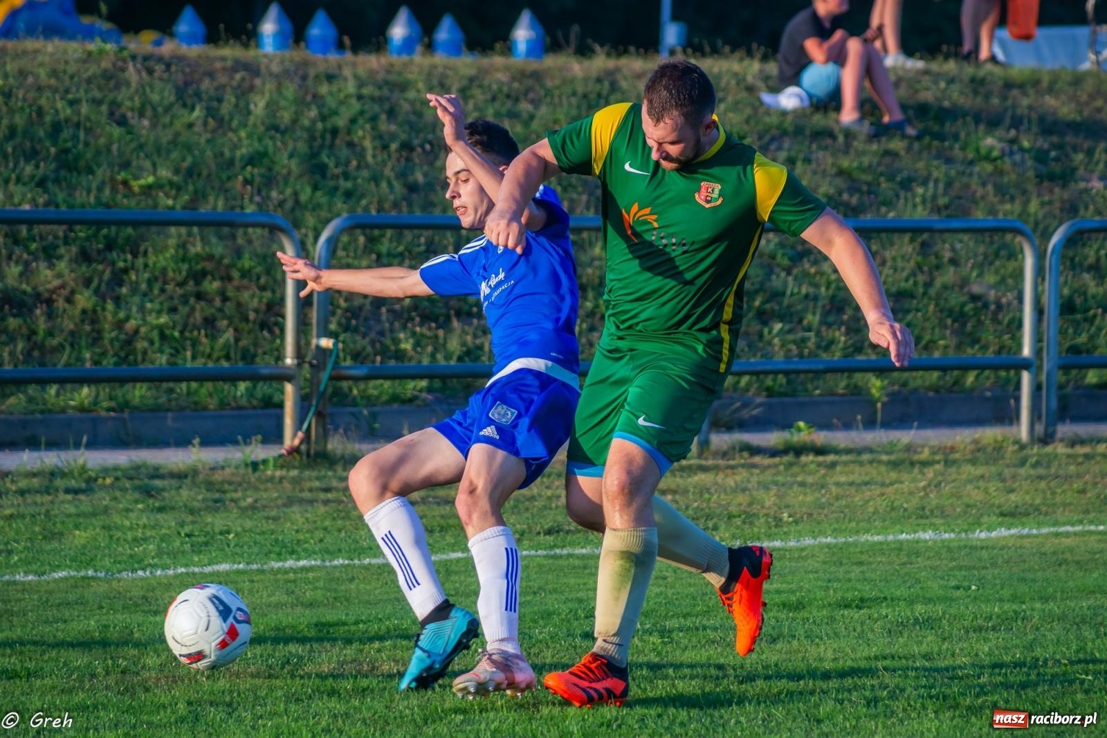 Zdjęcie w galerii na portalu naszraciborz.pl: B klasa. Pierwsze punkty beniaminka z Kuźni Raciborskiej [FOTO] wiadomości z regionu