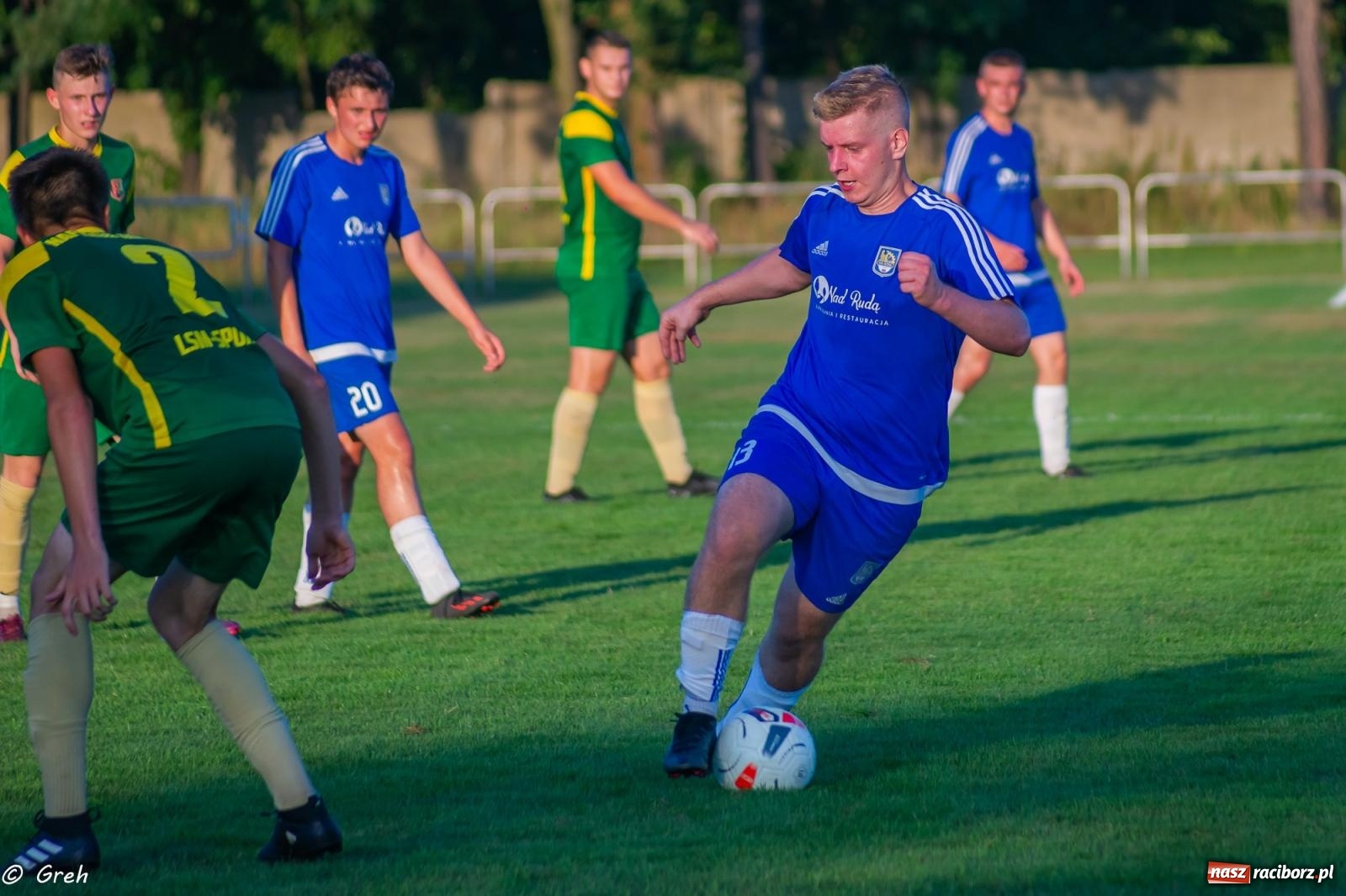Zdjęcie w galerii na portalu naszraciborz.pl: B klasa. Pierwsze punkty beniaminka z Kuźni Raciborskiej [FOTO] wiadomości z regionu