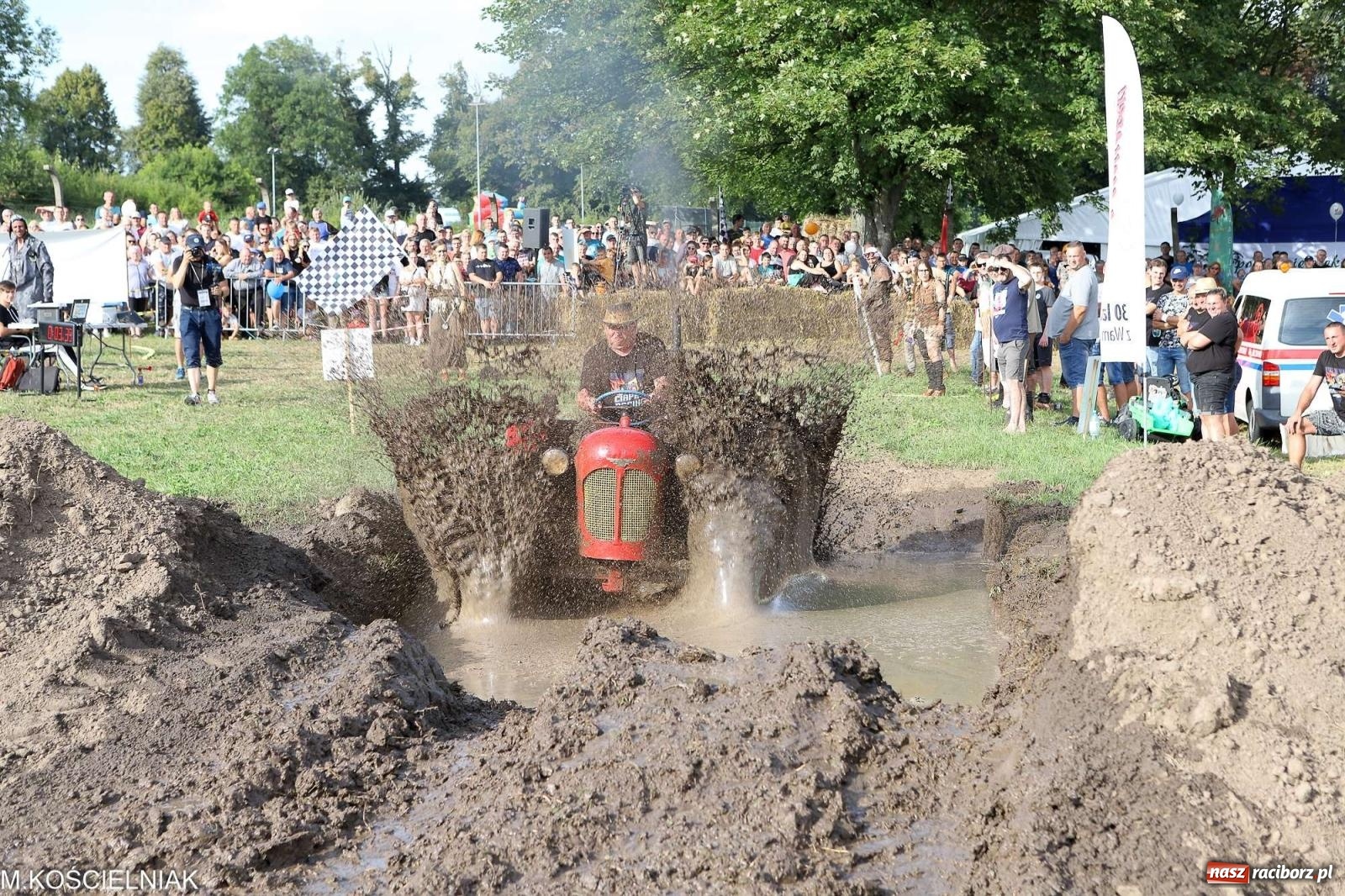 Zdjęcie w galerii na portalu naszraciborz.pl: Co za emocje w Krowiarkach. Ciapek Racing 3 na bis! wiadomości z regionu