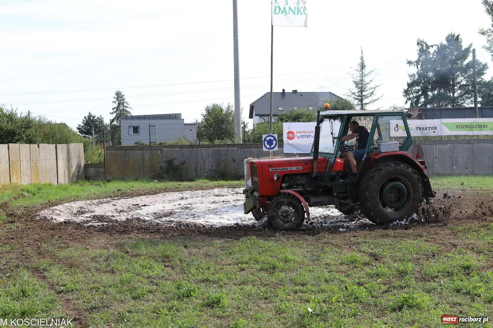 Zdjęcie w galerii na portalu naszraciborz.pl: Co za emocje w Krowiarkach. Ciapek Racing 3 na bis! wiadomości z regionu