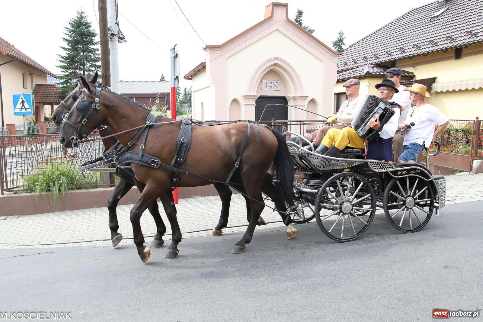 Zdjęcie w galerii na portalu naszraciborz.pl: Co za emocje w Krowiarkach. Ciapek Racing 3 na bis! wiadomości z regionu