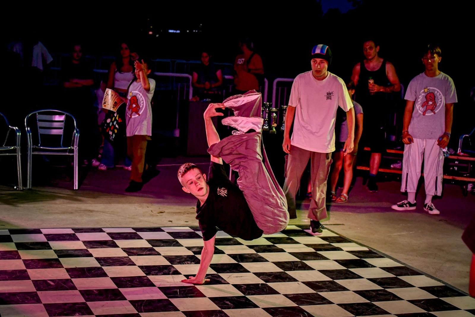 Zdjęcie w galerii na portalu naszraciborz.pl: ROGUE STYLE 3. Taneczna bitwa na bulwarach wiadomości z regionu