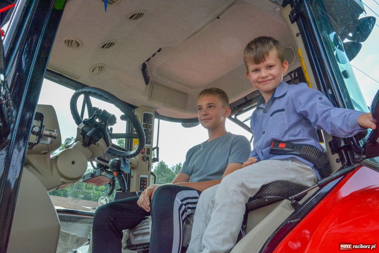 Zdjęcie w galerii na portalu naszraciborz.pl: Dożynki w Krzanowicach. Świętowało sołectwo Moravia [FOTO i WIDEO] wiadomości z regionu