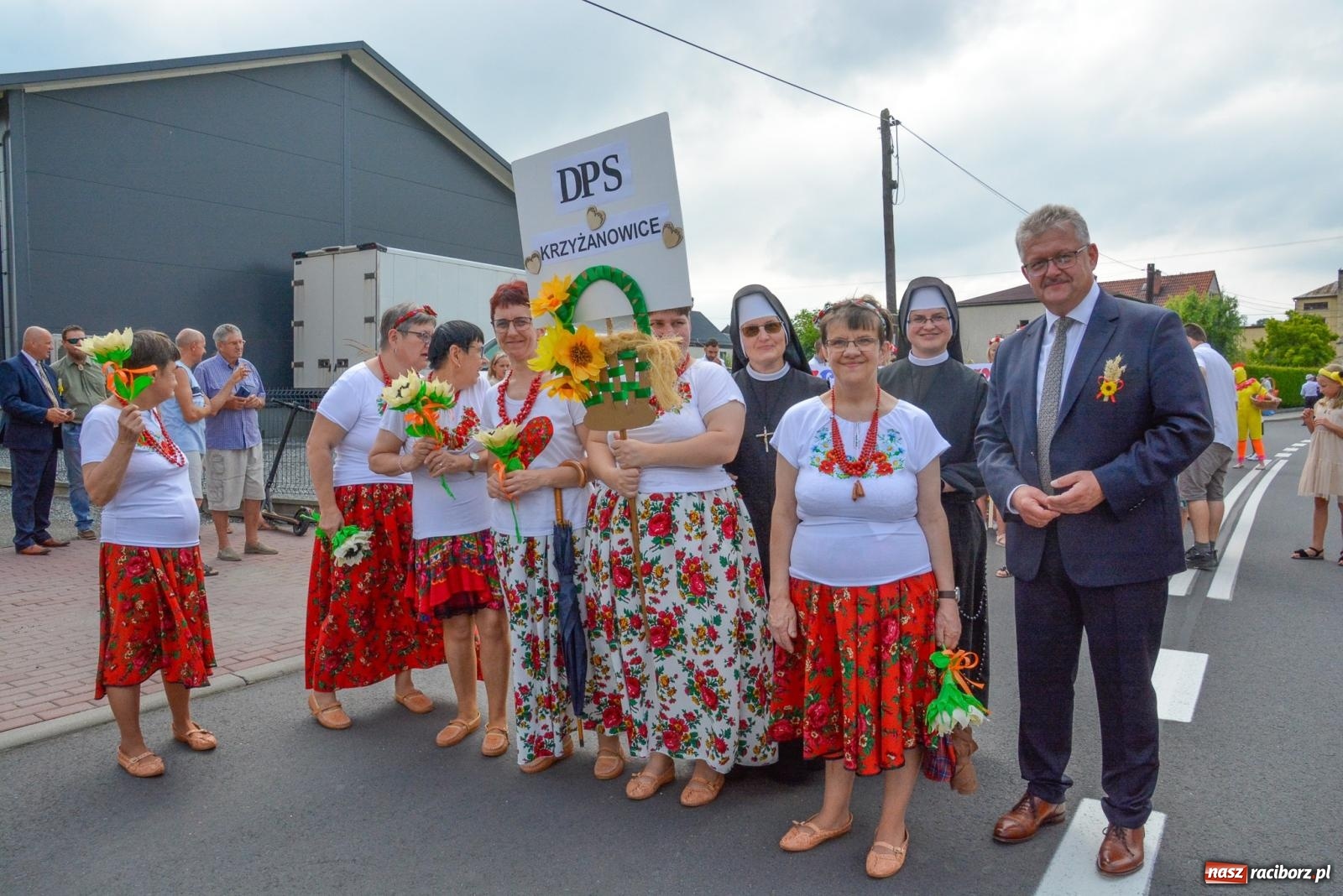 Zdjęcie w galerii na portalu naszraciborz.pl: Gminne i powiatowe dożynki w Krzyżanowicach [FOTO i WIDEO] wiadomości z regionu