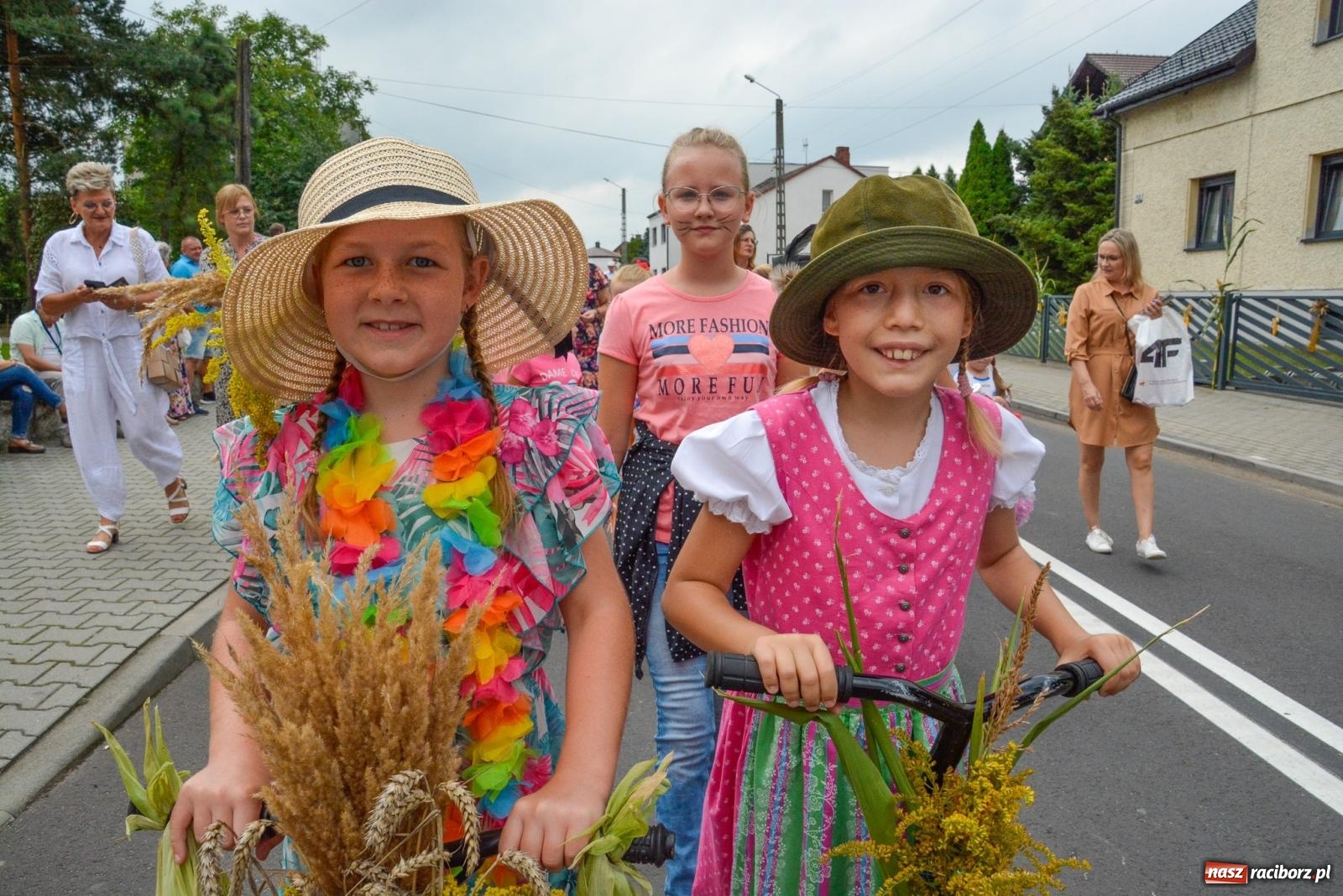 Zdjęcie w galerii na portalu naszraciborz.pl: Gminne i powiatowe dożynki w Krzyżanowicach [FOTO i WIDEO] wiadomości z regionu