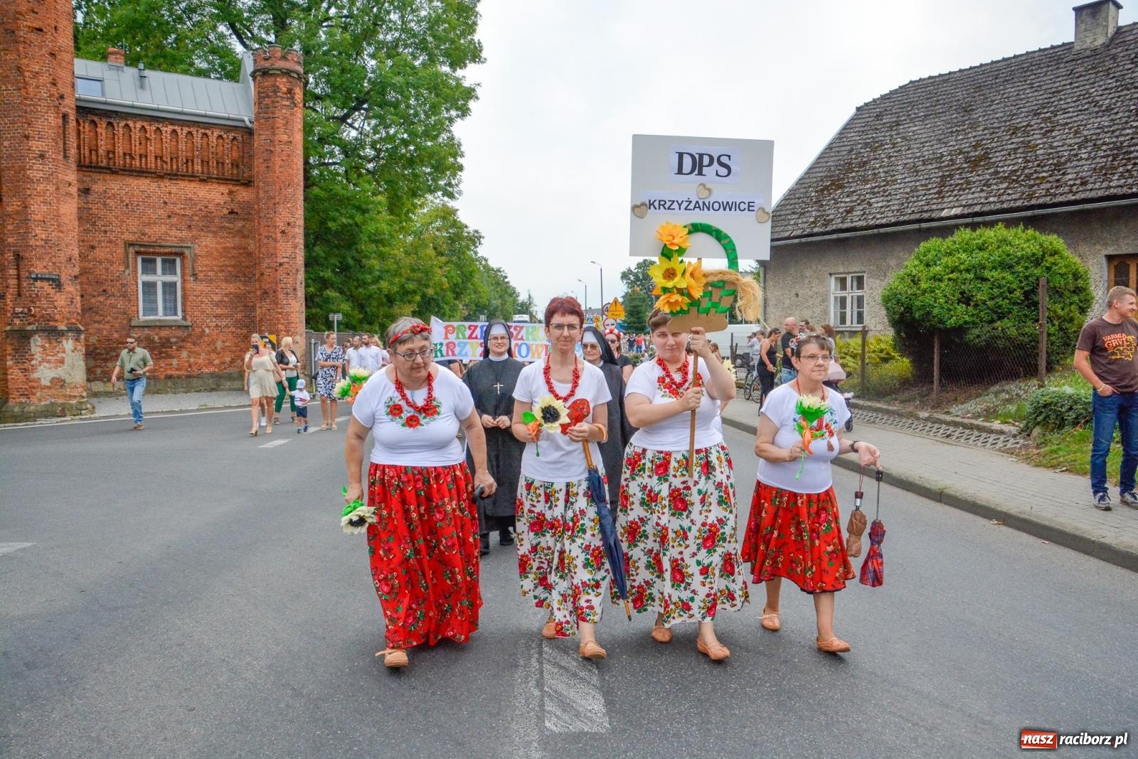 Zdjęcie w galerii na portalu naszraciborz.pl: Gminne i powiatowe dożynki w Krzyżanowicach [FOTO i WIDEO] wiadomości z regionu
