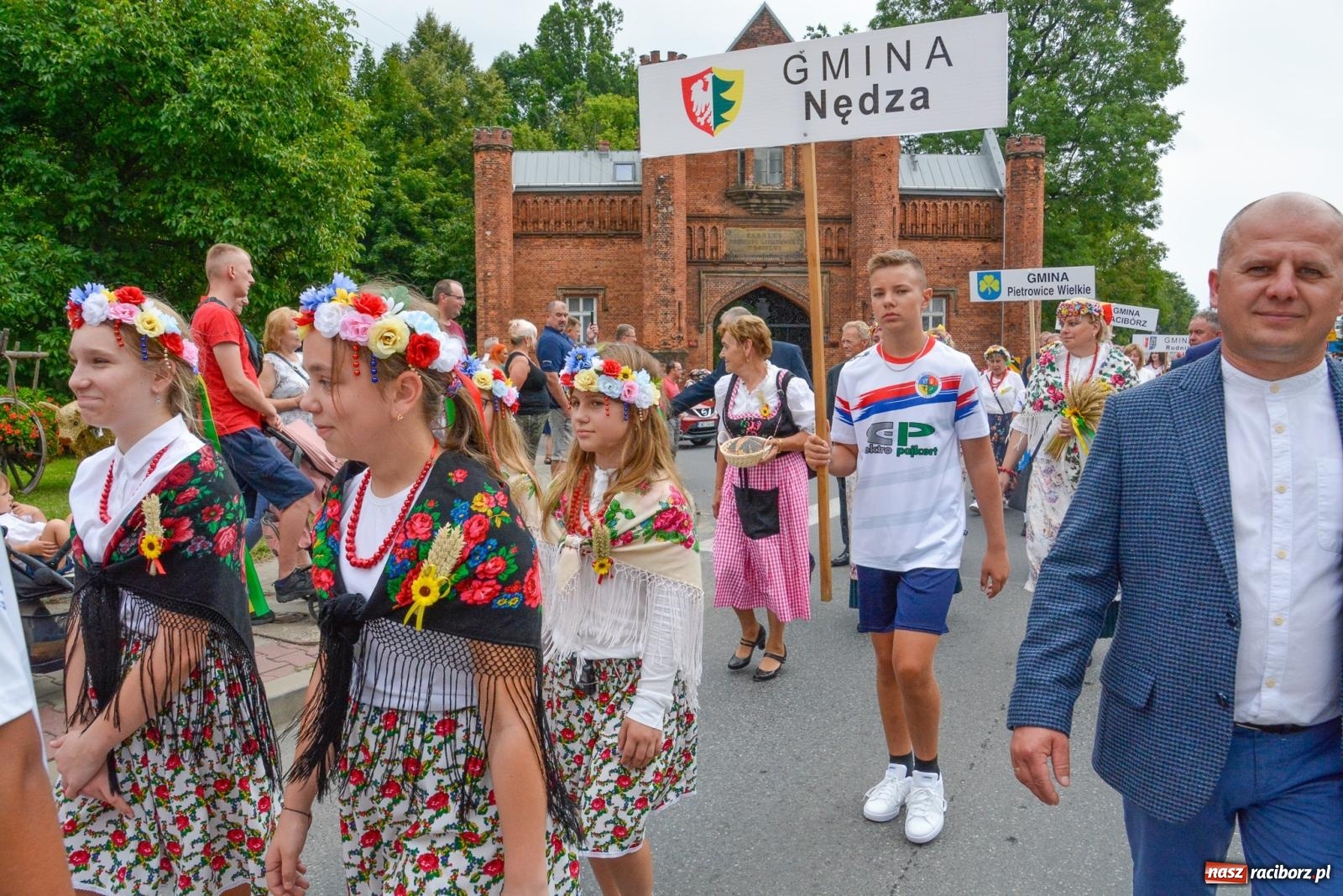 Zdjęcie w galerii na portalu naszraciborz.pl: Gminne i powiatowe dożynki w Krzyżanowicach [FOTO i WIDEO] wiadomości z regionu