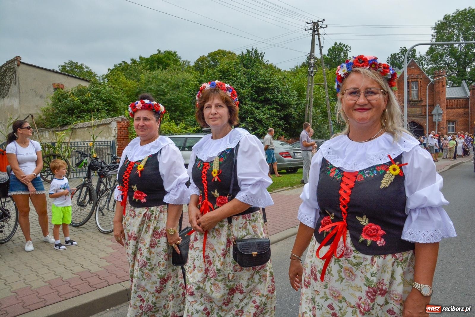 Zdjęcie w galerii na portalu naszraciborz.pl: Gminne i powiatowe dożynki w Krzyżanowicach [FOTO i WIDEO] wiadomości z regionu