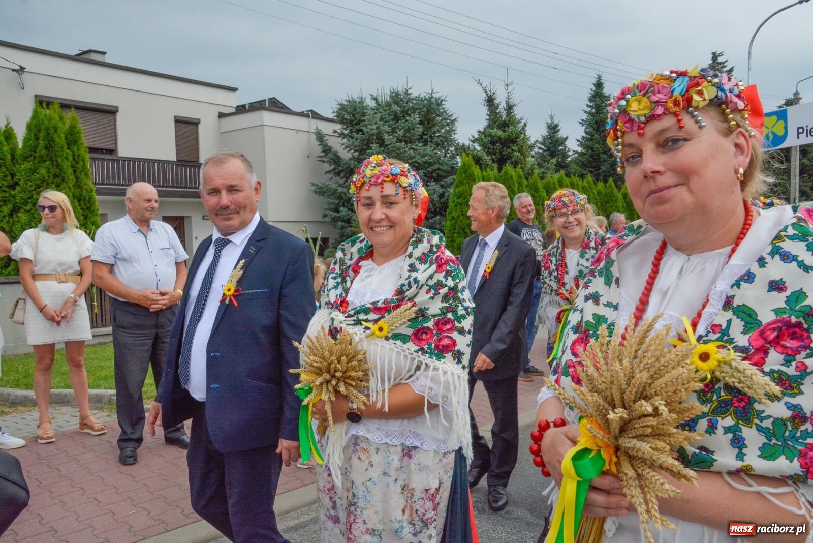 Zdjęcie w galerii na portalu naszraciborz.pl: Gminne i powiatowe dożynki w Krzyżanowicach [FOTO i WIDEO] wiadomości z regionu