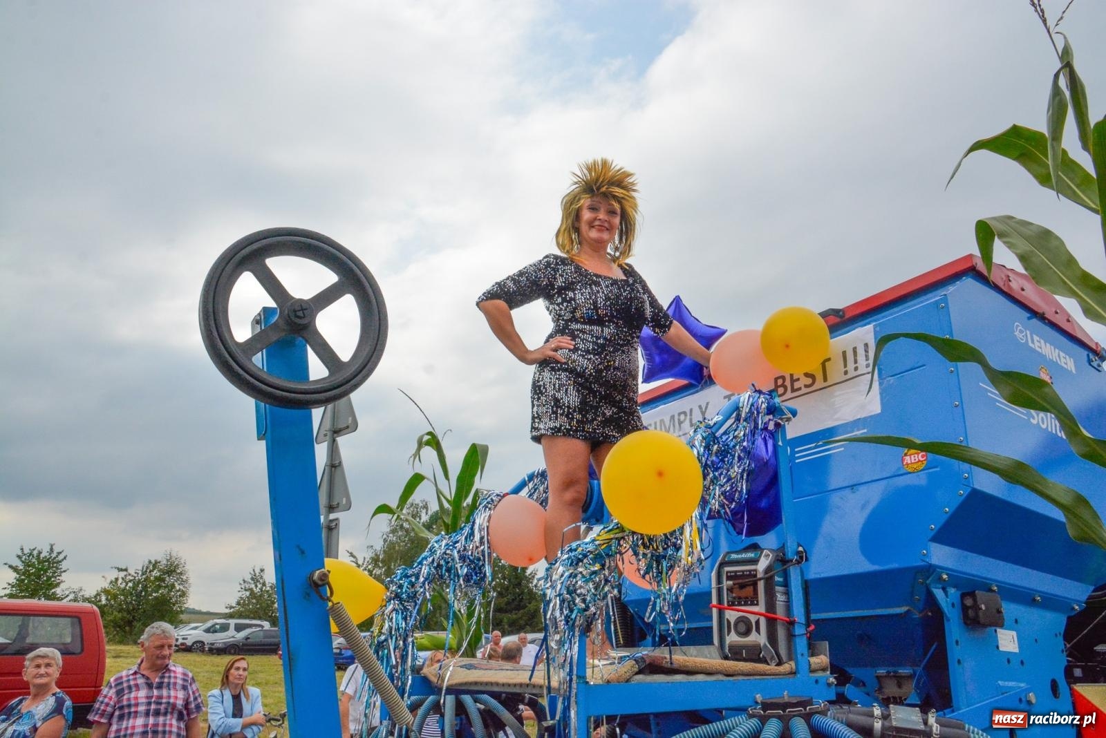 Zdjęcie w galerii na portalu naszraciborz.pl: Gminne i powiatowe dożynki w Krzyżanowicach [FOTO i WIDEO] wiadomości z regionu