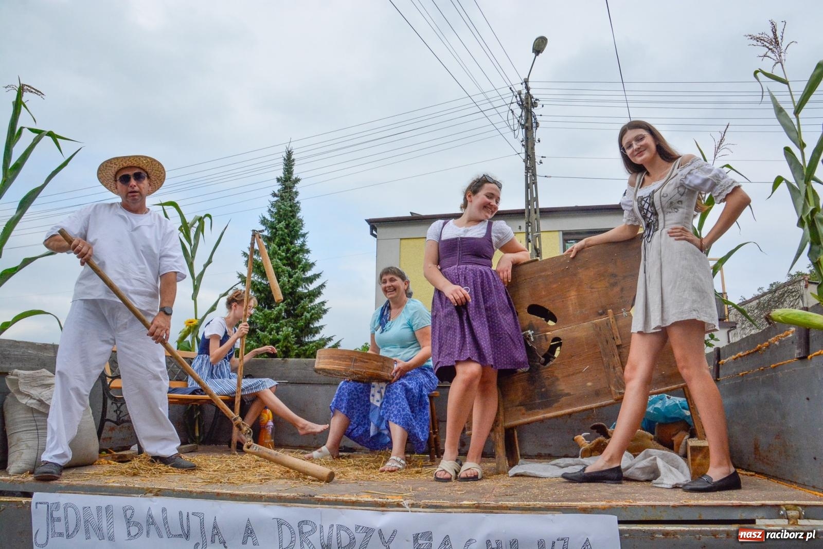 Zdjęcie w galerii na portalu naszraciborz.pl: Gminne i powiatowe dożynki w Krzyżanowicach [FOTO i WIDEO] wiadomości z regionu