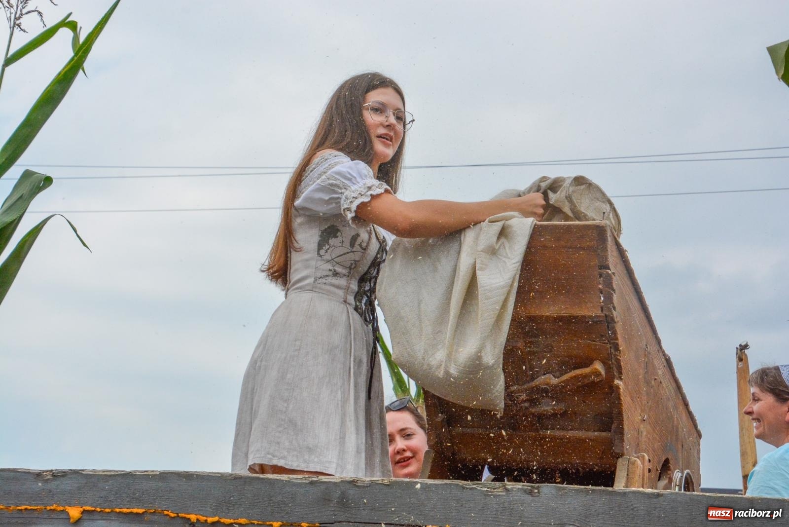 Zdjęcie w galerii na portalu naszraciborz.pl: Gminne i powiatowe dożynki w Krzyżanowicach [FOTO i WIDEO] wiadomości z regionu