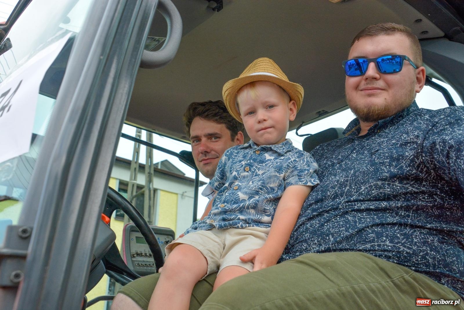 Zdjęcie w galerii na portalu naszraciborz.pl: Gminne i powiatowe dożynki w Krzyżanowicach [FOTO i WIDEO] wiadomości z regionu